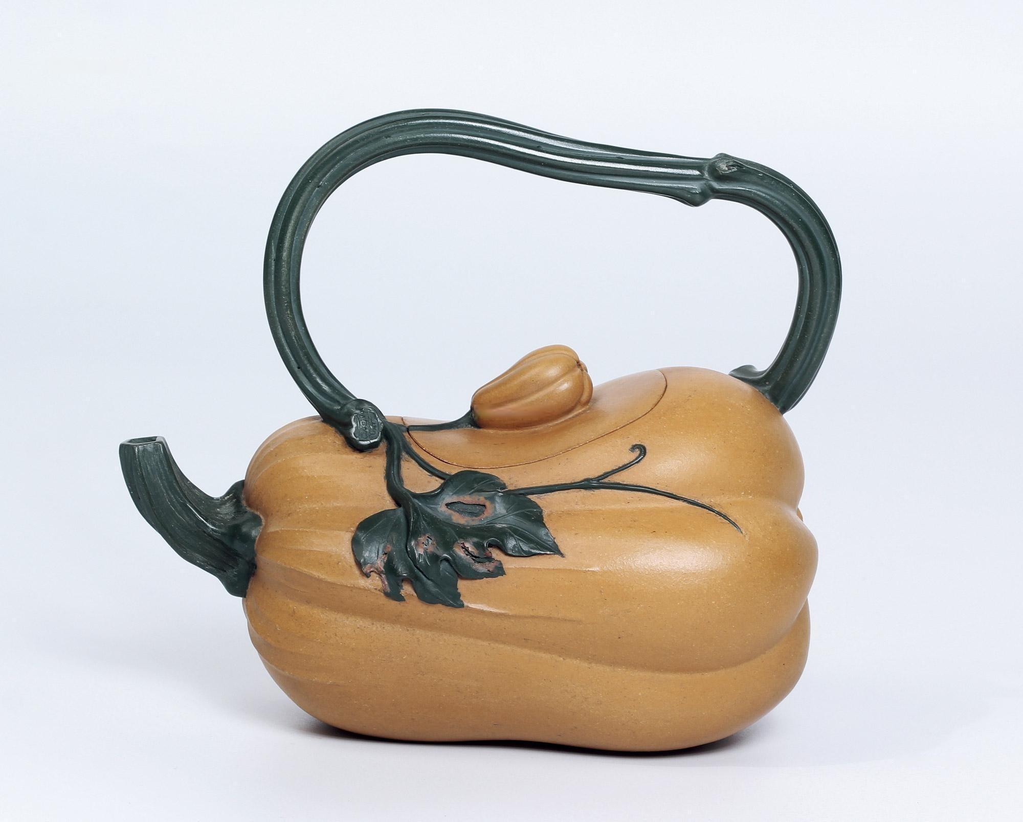 儲彩琴作品儲彩琴 提香壺