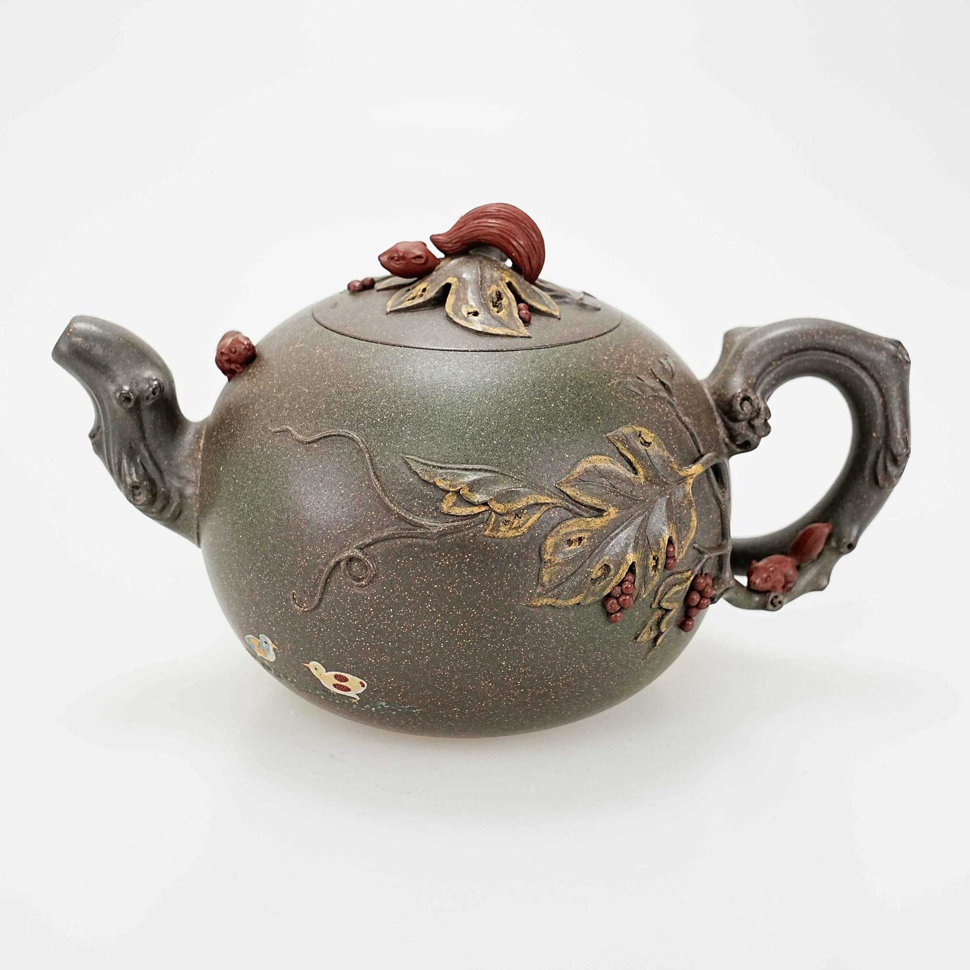 桑黎兵作品桑黎兵 當代 松鼠葡萄